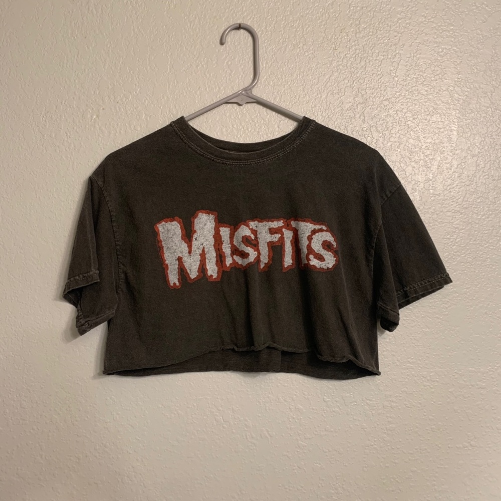 crop top